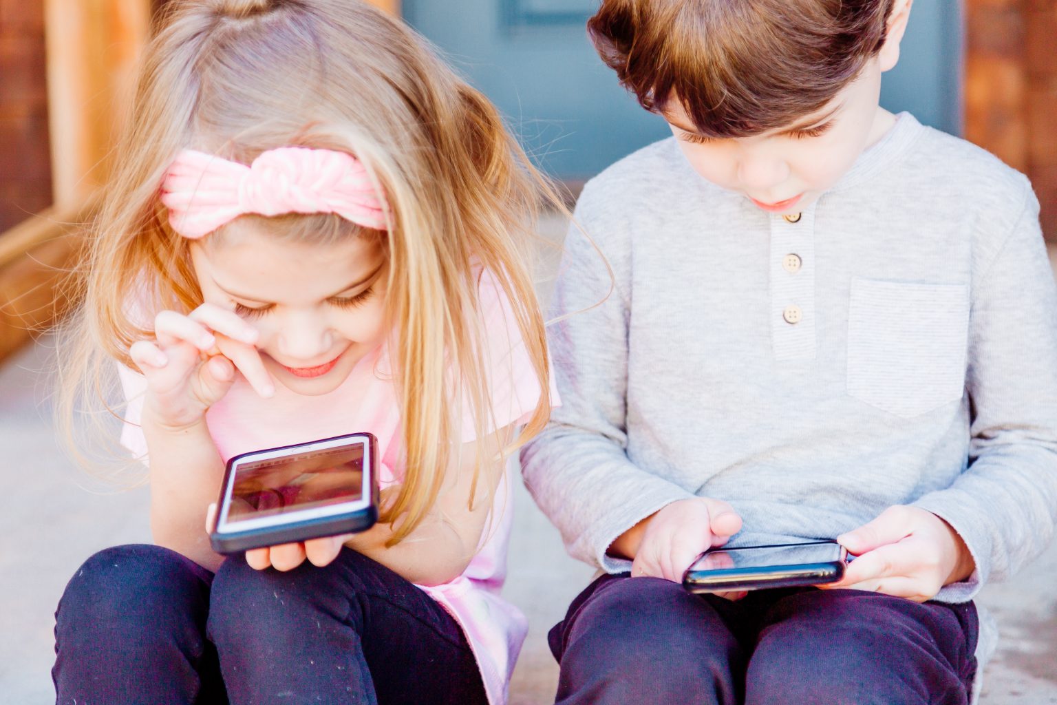 How to remotely lock child's phone? MobileSpy.io