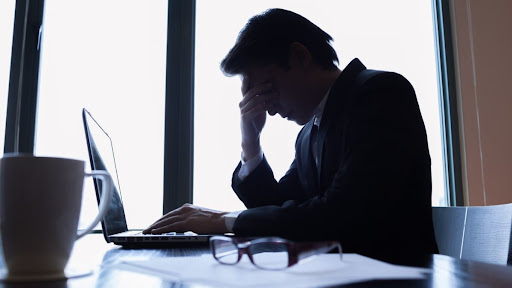 Effects of Unhealthy Working Environment on Employees